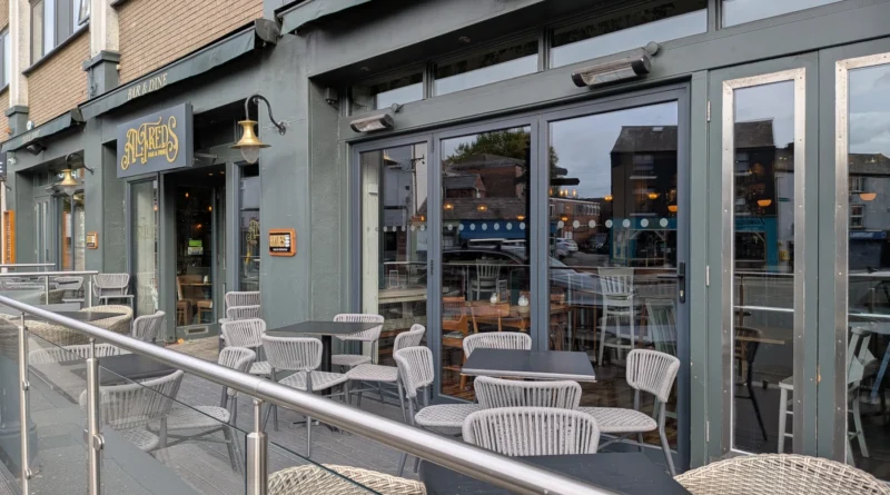 Photo of frontage of Alfreds Macclefield