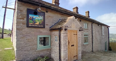 Hanging Gate Pub, Higher Sutton